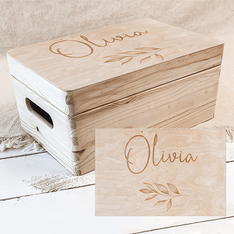 Kleine memorybox hout met ontwerp Olivia.